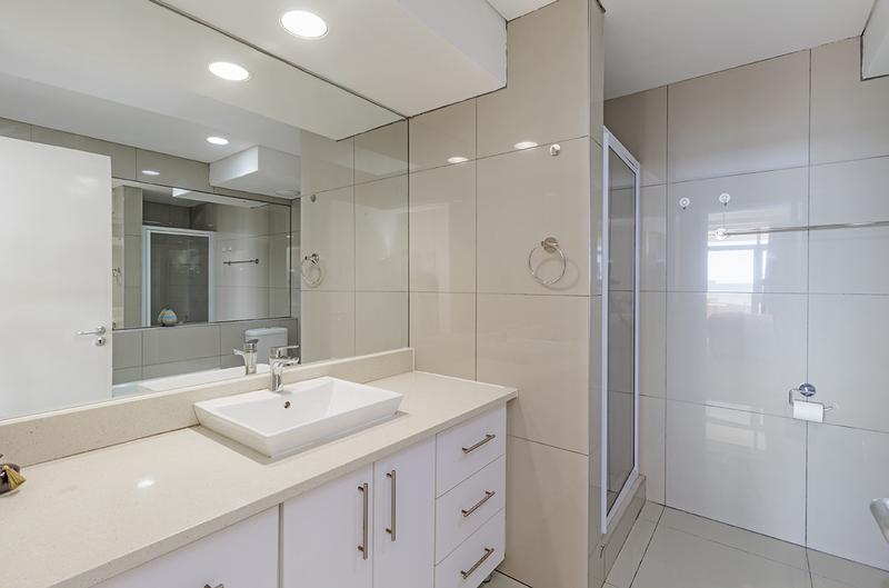 To Let 1 Bedroom Property for Rent in Dolphin Beach Western Cape